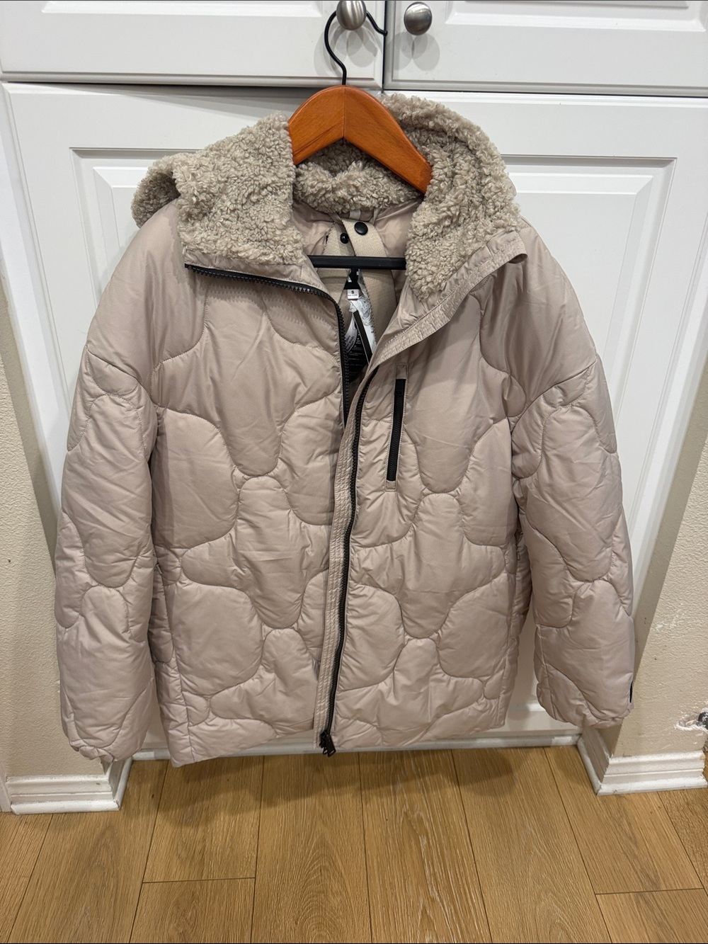 Alp N Rock Beige Ski Jacket with Sherpa Hood